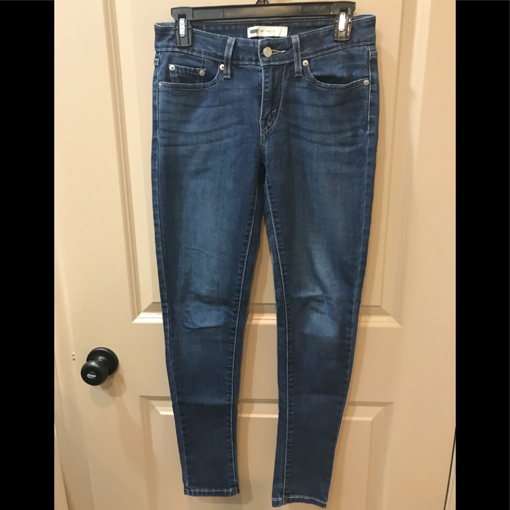 Levis jeans